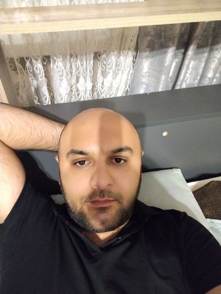  48607472  , 34 ,    