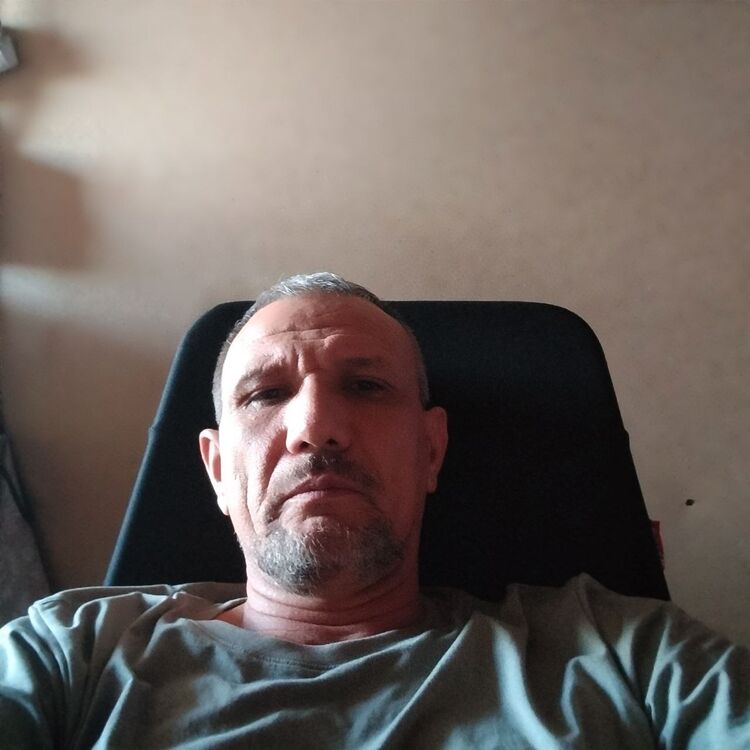  52820212  , 51 ,    