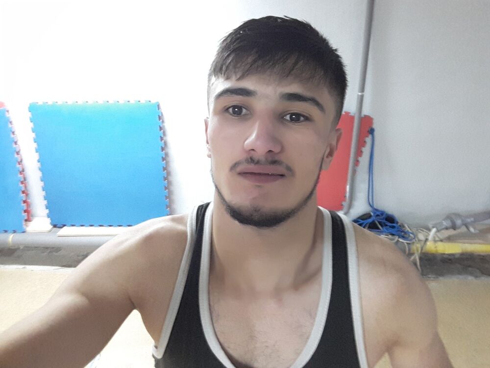  18115882  , 30 ,    
