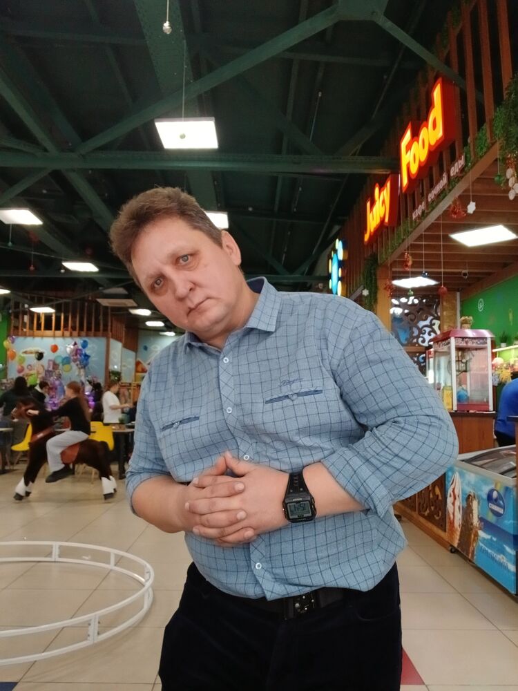  ,   Gennady, 49 ,   ,   , c , 