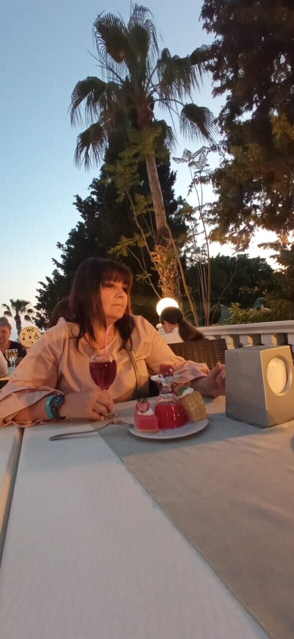  52100172  , 57 ,    Alhambra