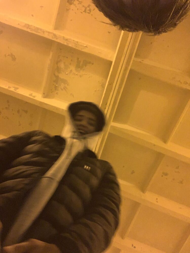  48947912  , 18 ,    