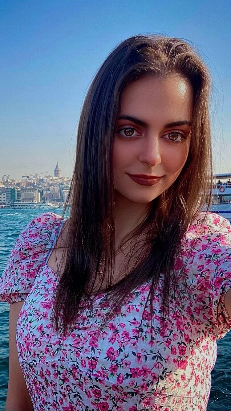  54190392  Maria, 30 ,    -