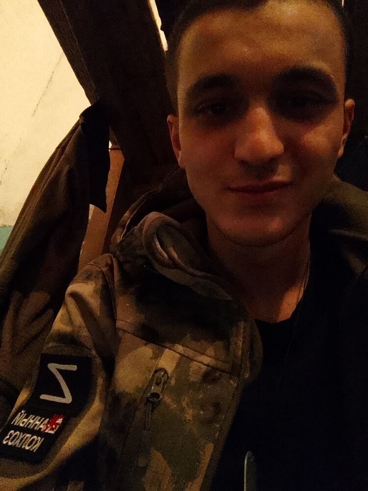  39311692  , 27 ,    