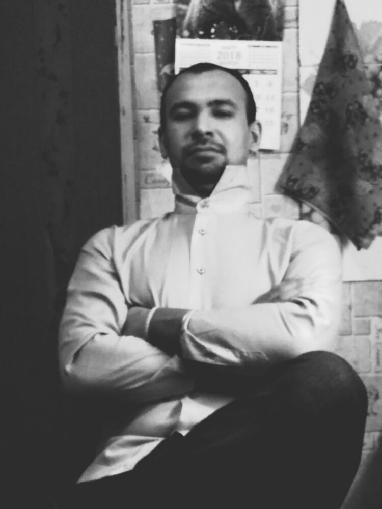  ,   Ruslan, 37 ,   ,   , c 