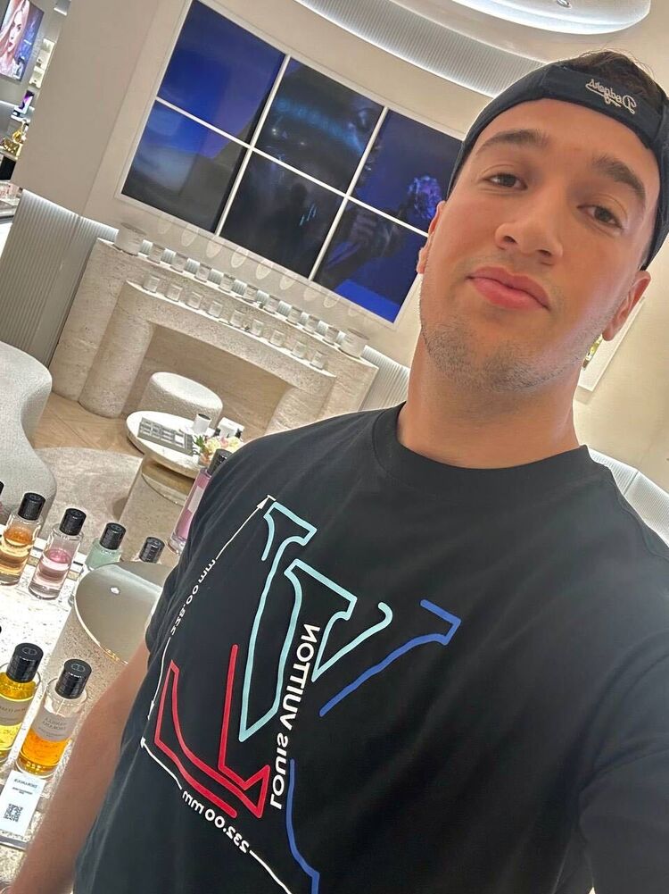  40931642  Henry, 36 ,    Cold Spring