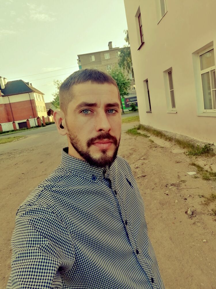  35130692  , 32 ,    