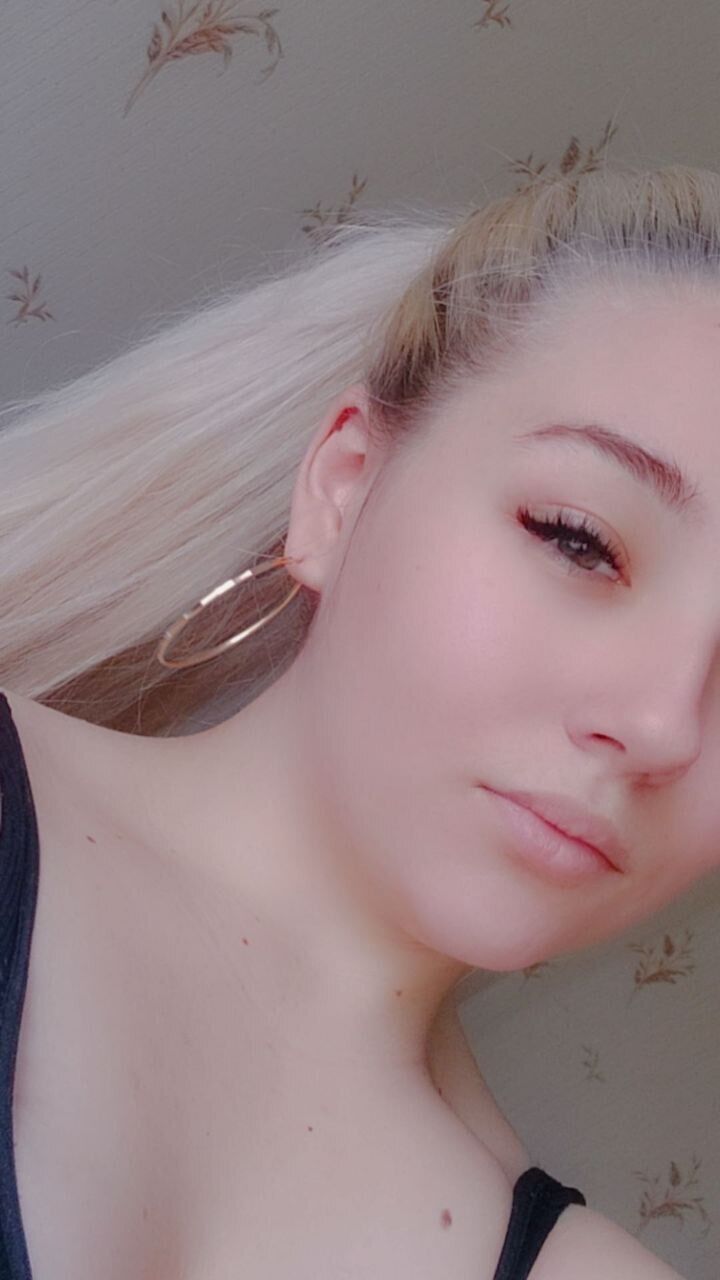 48713942  , 21 ,    