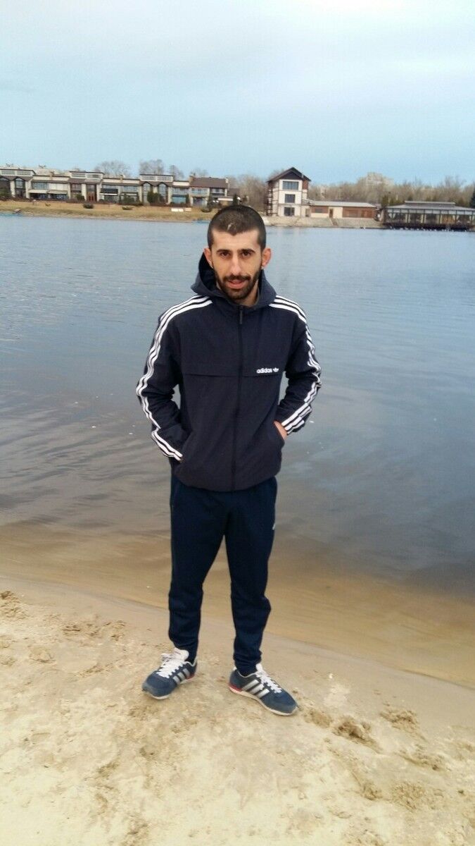  ,   Abdula, 33 ,  