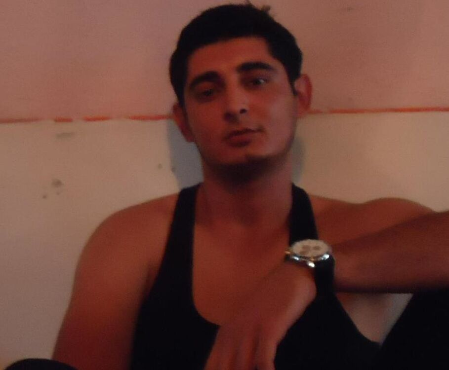  4254182  SHAHRUKH, 37 ,    