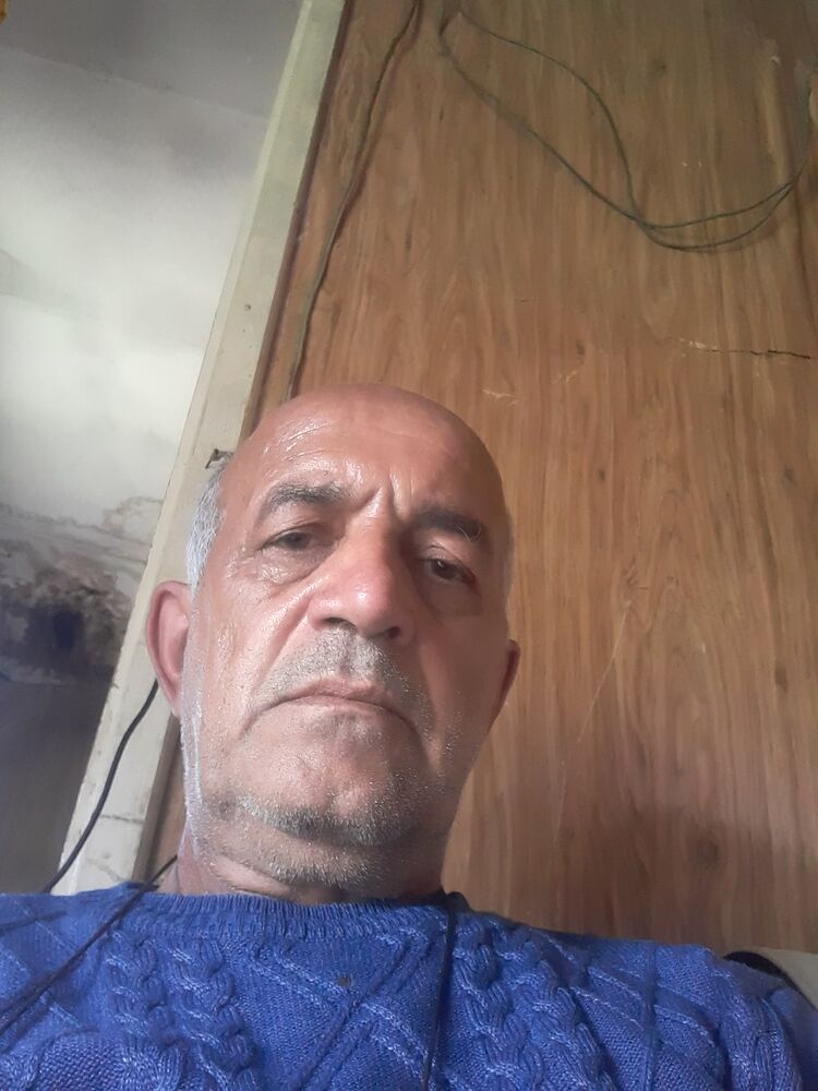  27114362  Samvel, 66 ,    