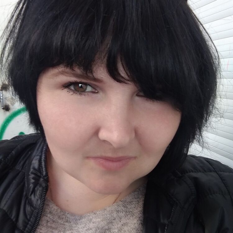  15934292  Irisska, 39 ,    
