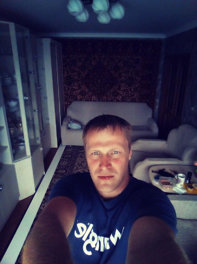  45613142  Alekcey, 36 ,    