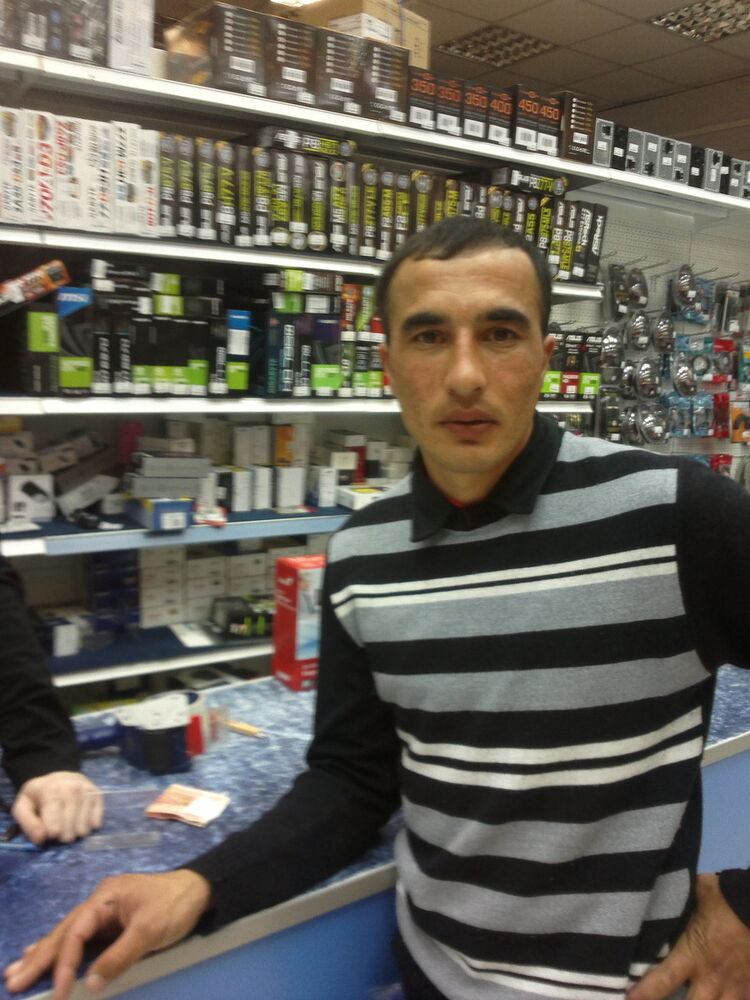  ,   ABDURAXMON, 39 ,   