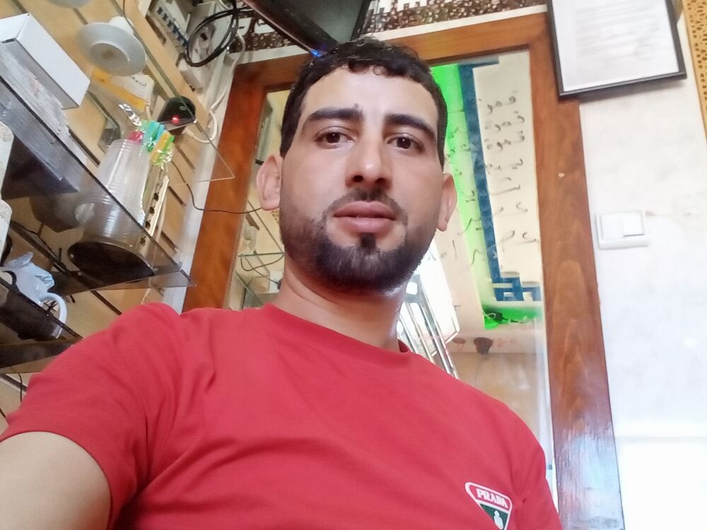 44885662  Hamza khalif, 33 ,    
