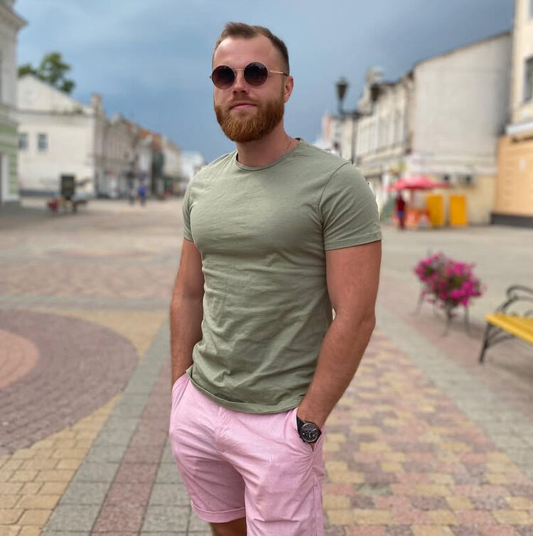  53726122  Andrei, 34 ,    