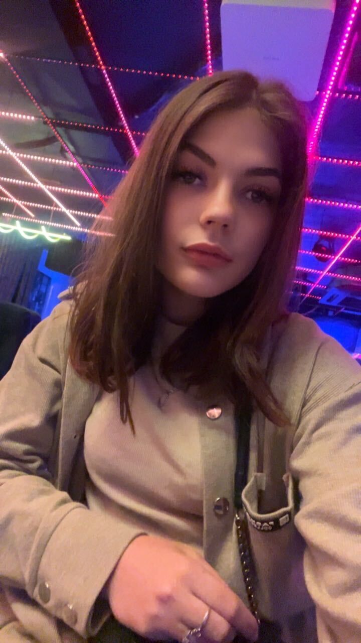  46781432  Alina, 22 ,    --