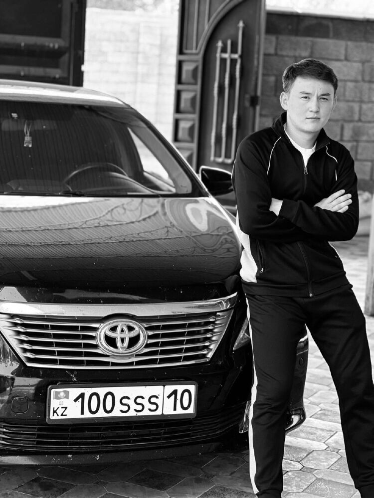  ,   Yernar, 19 ,   ,   