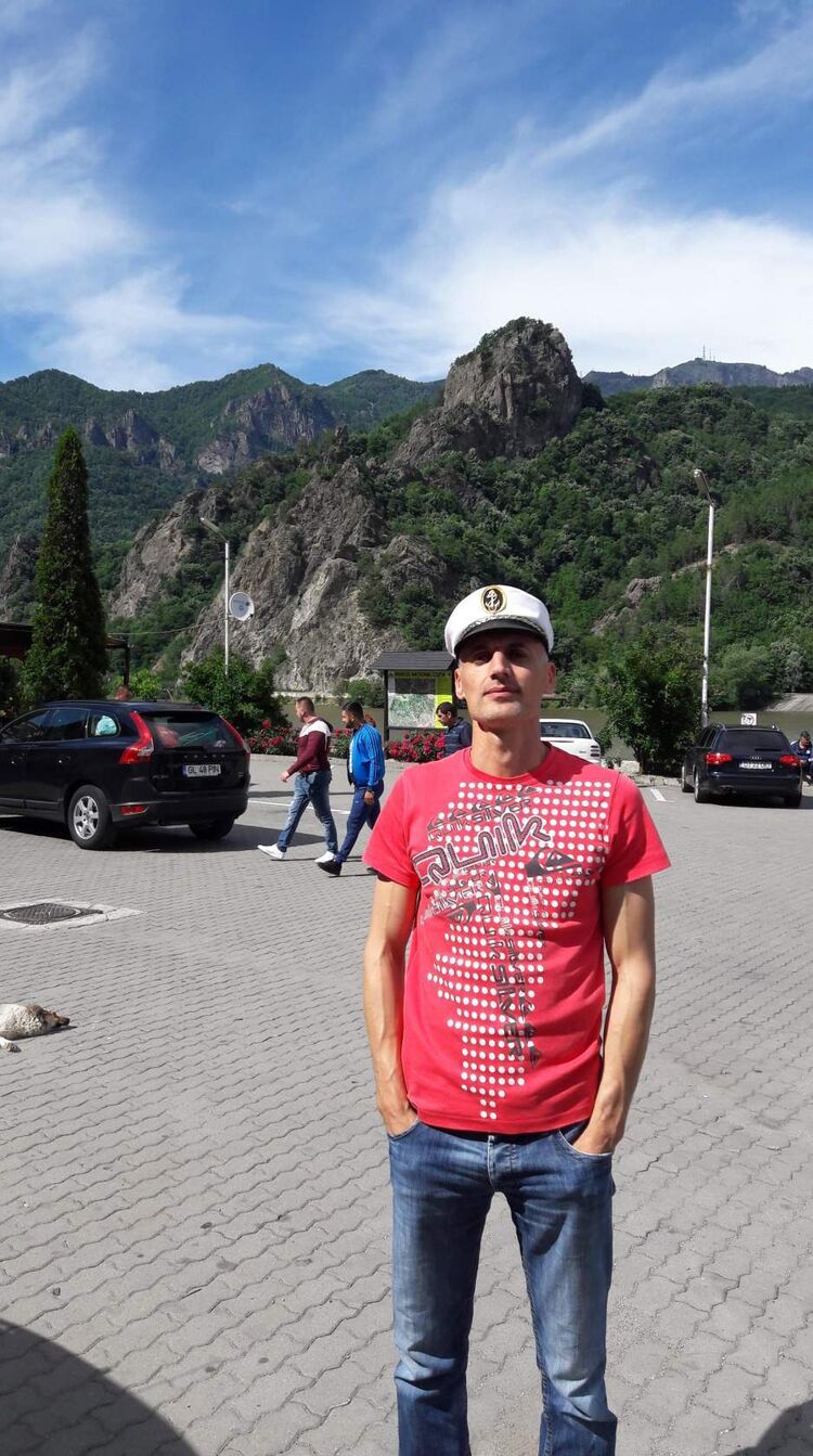  31546582  Gheorghe, 45 ,    