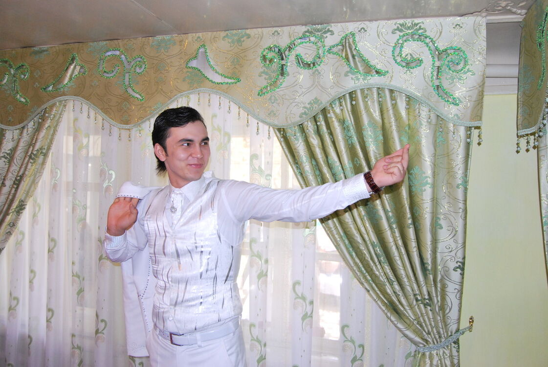  5814622  Aziz, 33 ,    