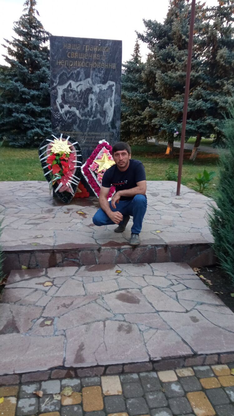  36313462   Elmir, 37 ,     
