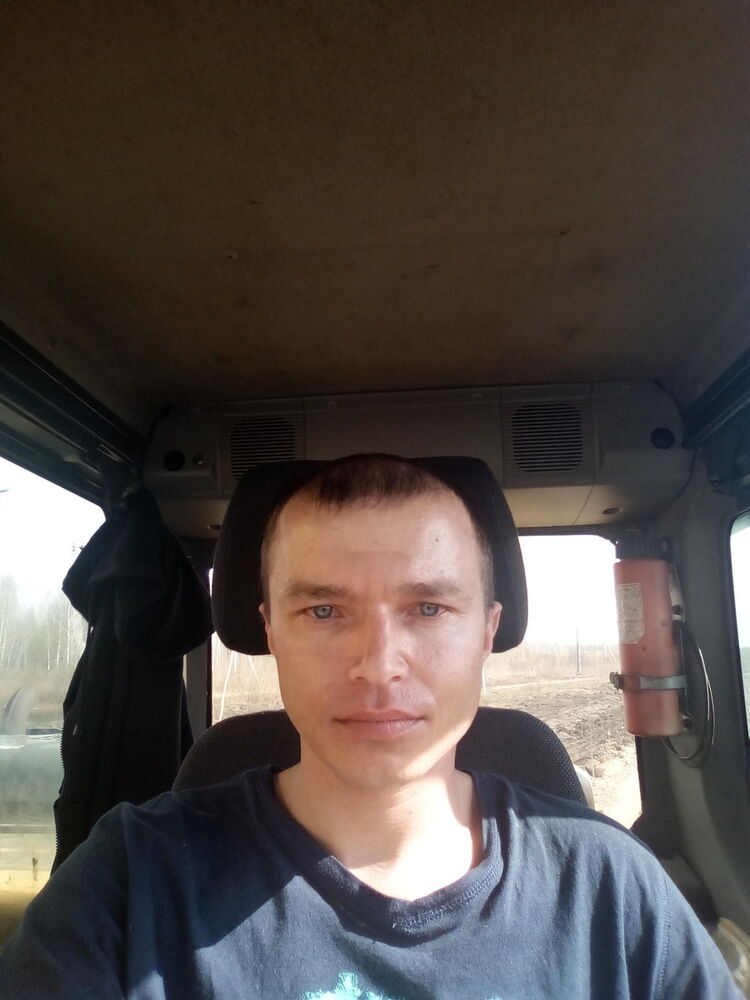  15989542  , 37 ,    