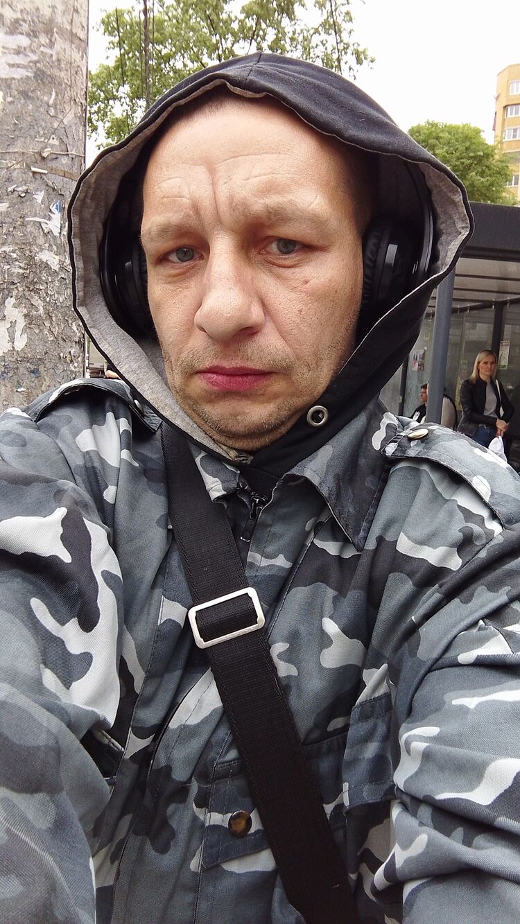  42794722  ˸, 45 ,    