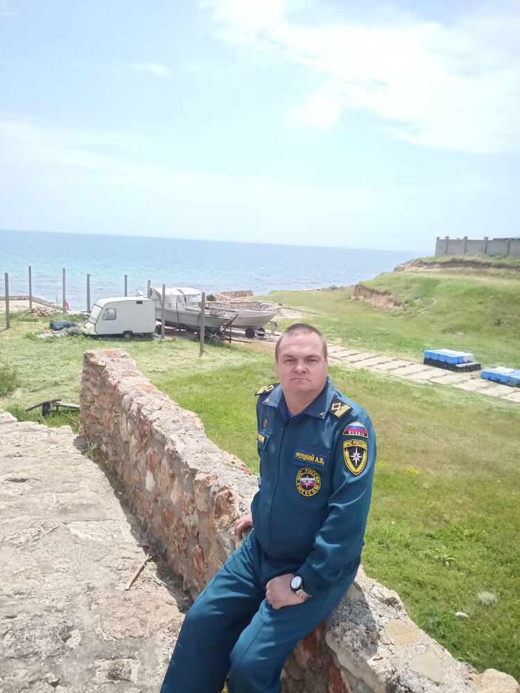  49848252  , 51 ,    