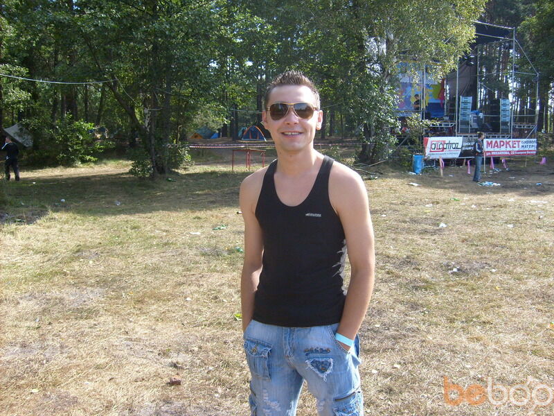  ,   ANDREAS, 37 ,  