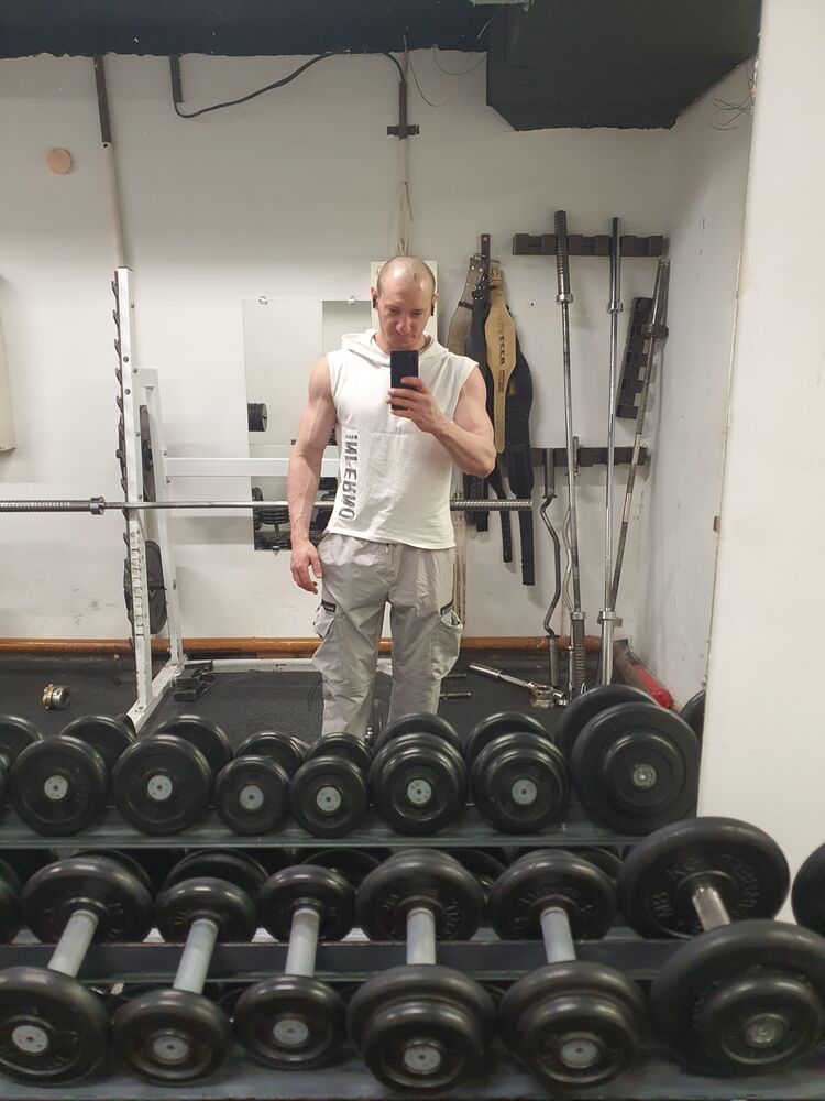  50967492  Nikolay, 32 ,    