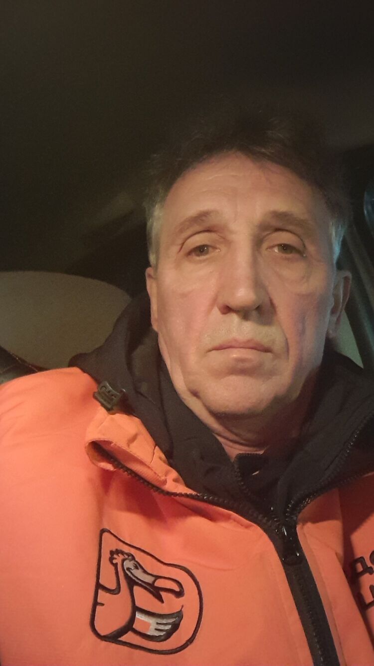  52240832  , 62 ,    