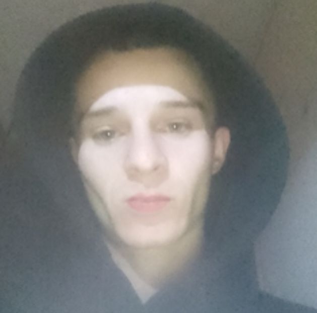  49167182  ILLI, 27 ,    