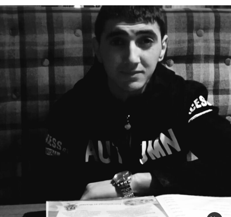  27714692  Ashik, 26 ,    