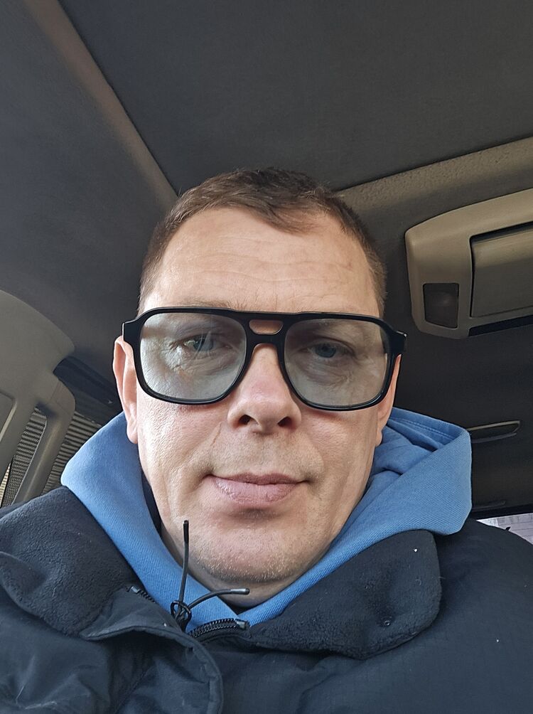  49995772  Dmitry, 45 ,    