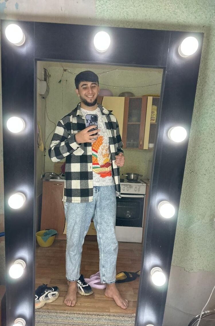  38070382  MIRON, 28 ,    