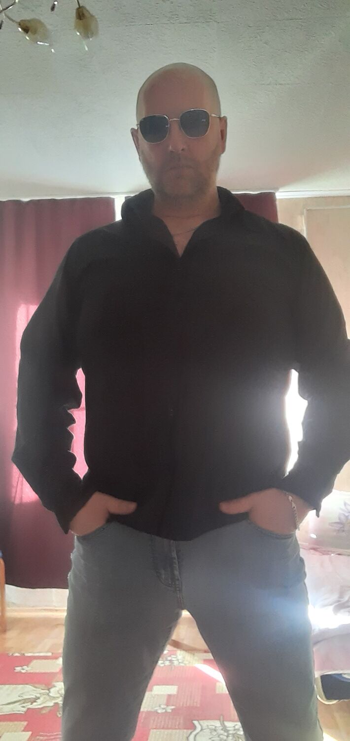  44910022  Alexey, 44 ,    