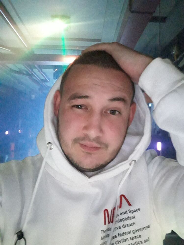  44770952  , 29 ,    