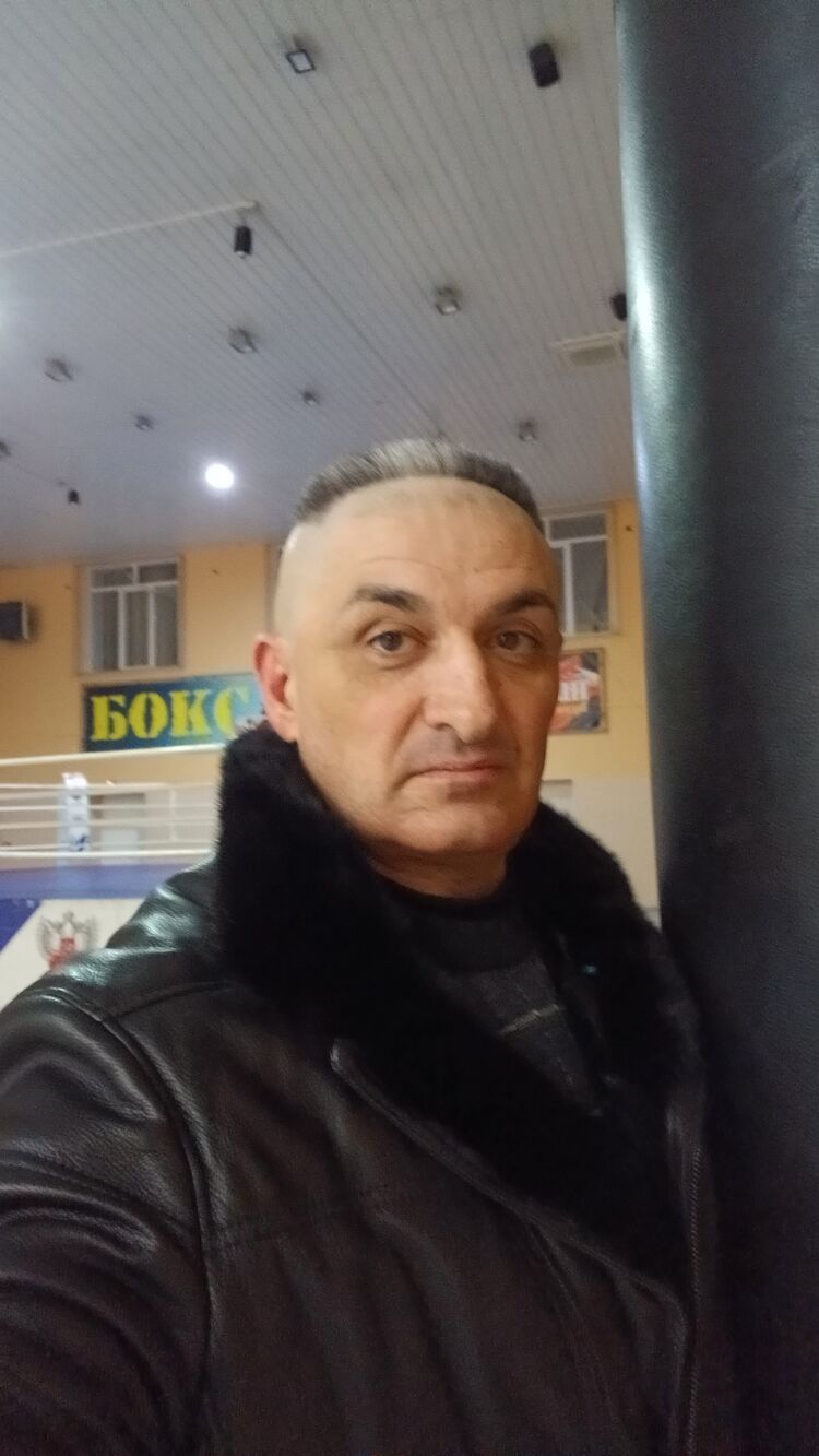  39326482  , 52 ,    