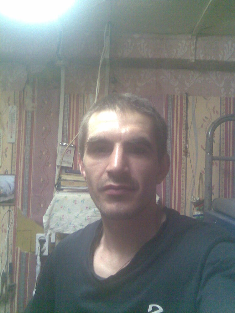  6137202  Andrei, 45 ,    