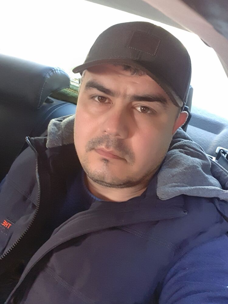  30076052  , 39 ,    