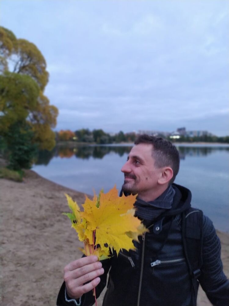  -,   Artem, 38 ,   ,   