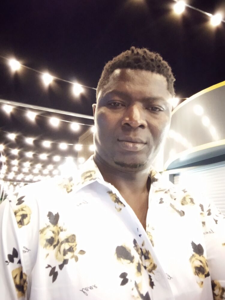  34879462  Iboun, 46 ,    