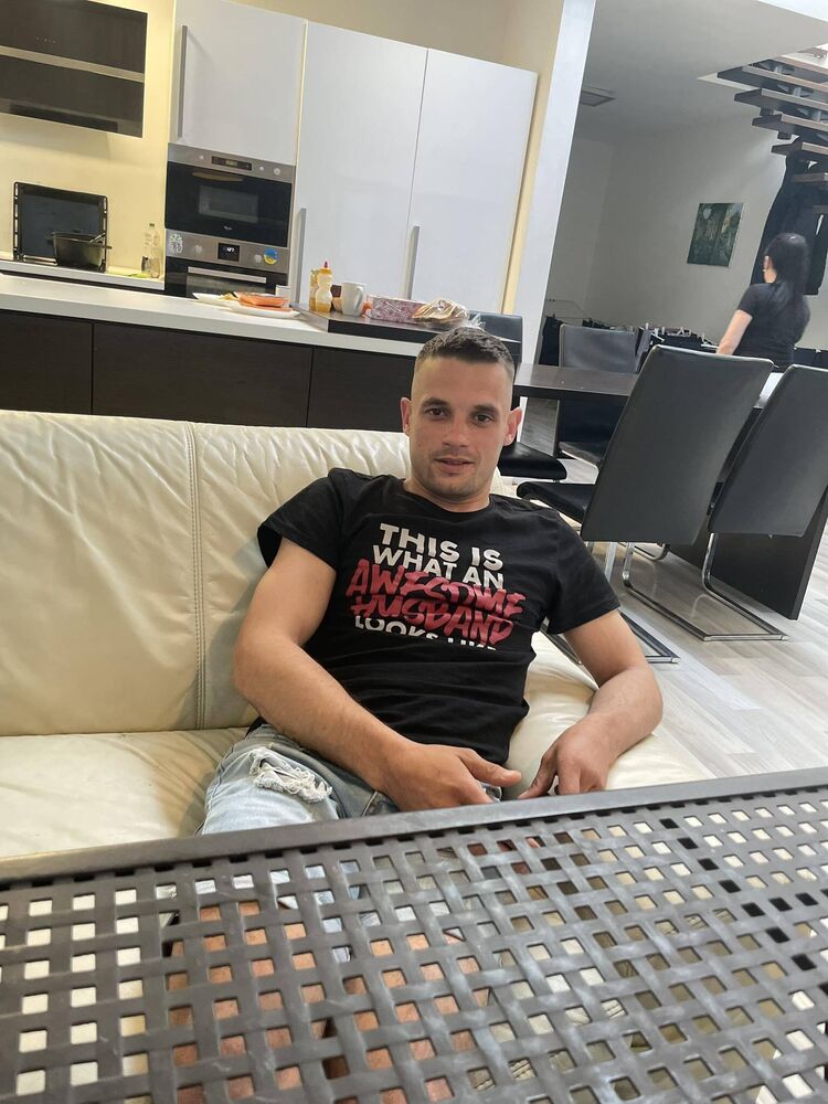 ,   Misha, 29 ,   ,   