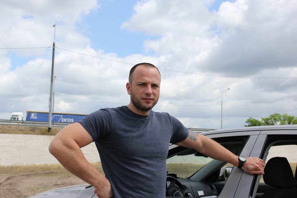  ,   Alex, 47 ,   ,   , c 