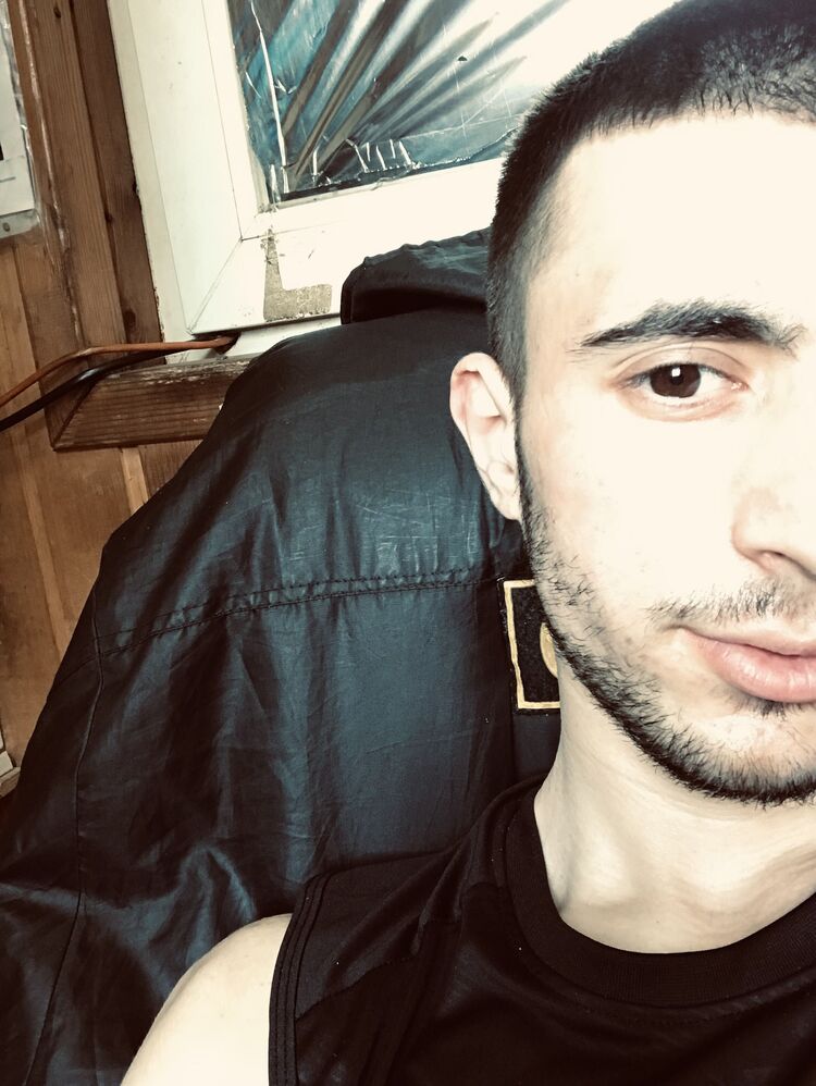  34588522  , 22 ,    