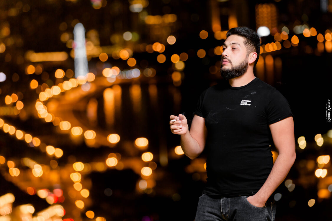  23734592  Rufat, 33 ,    