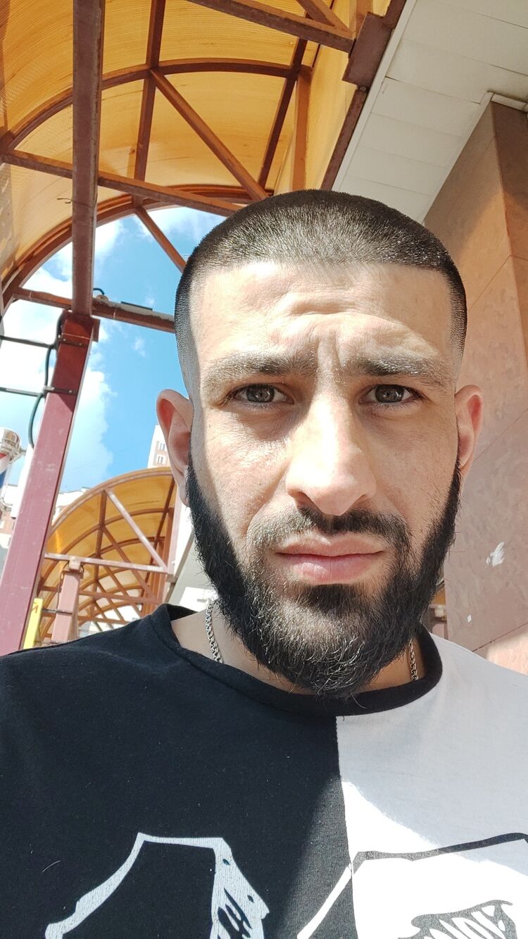  ,   Ruslan, 32 ,   ,   , c 