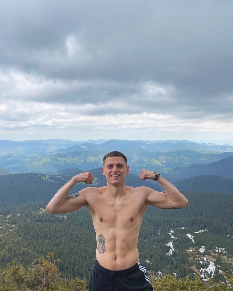  ,   Vladyslav, 27 ,   ,   