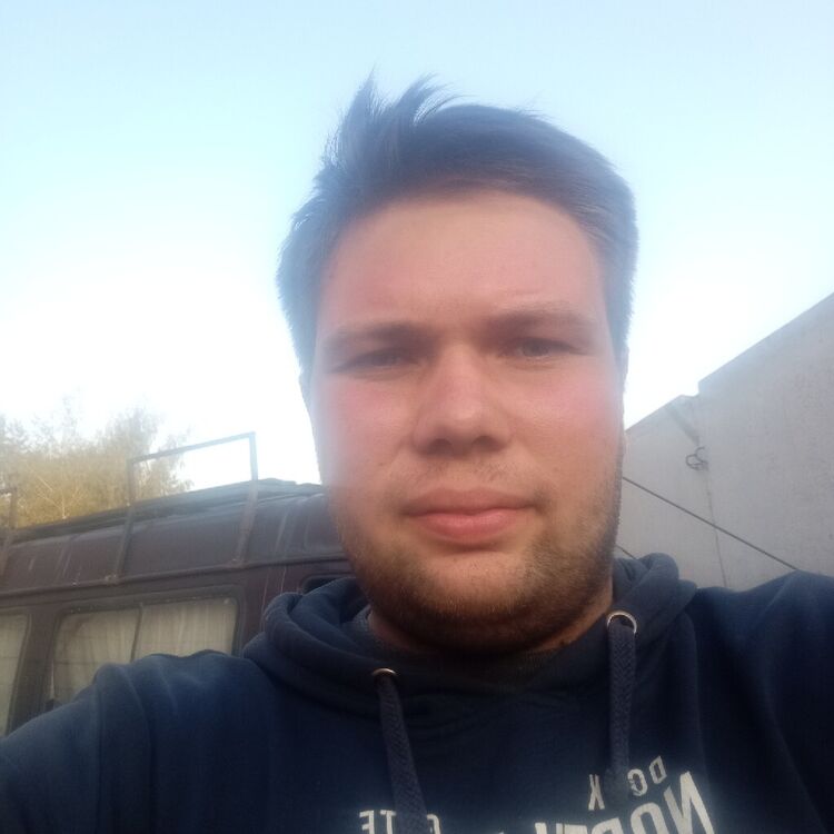  49762852  , 24 ,     