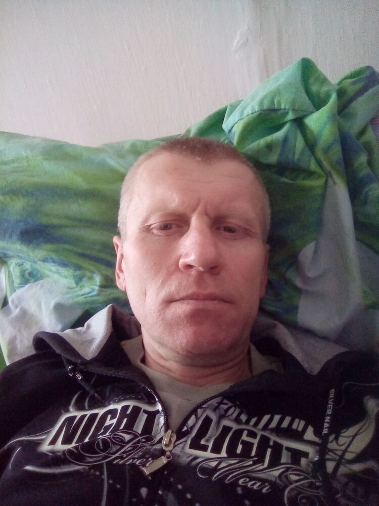  42969652  , 44 ,    